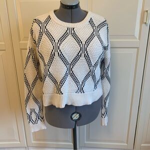 Banana Republic Cream & Black Diamond-Pattern Crewneck Sweater